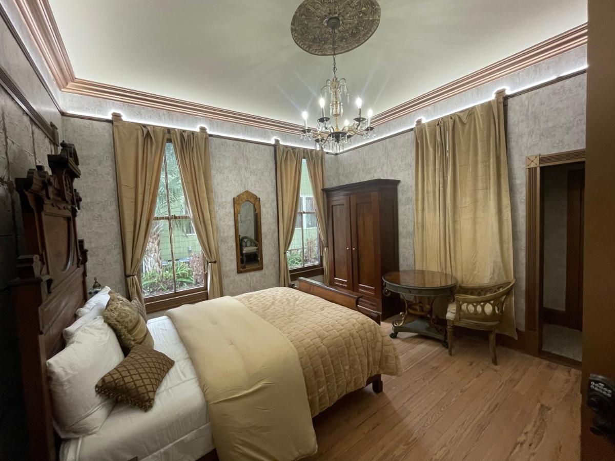 1001 Nights Historic Bed And Breakfast Adults Only セント・オーガスティン エクステリア 写真