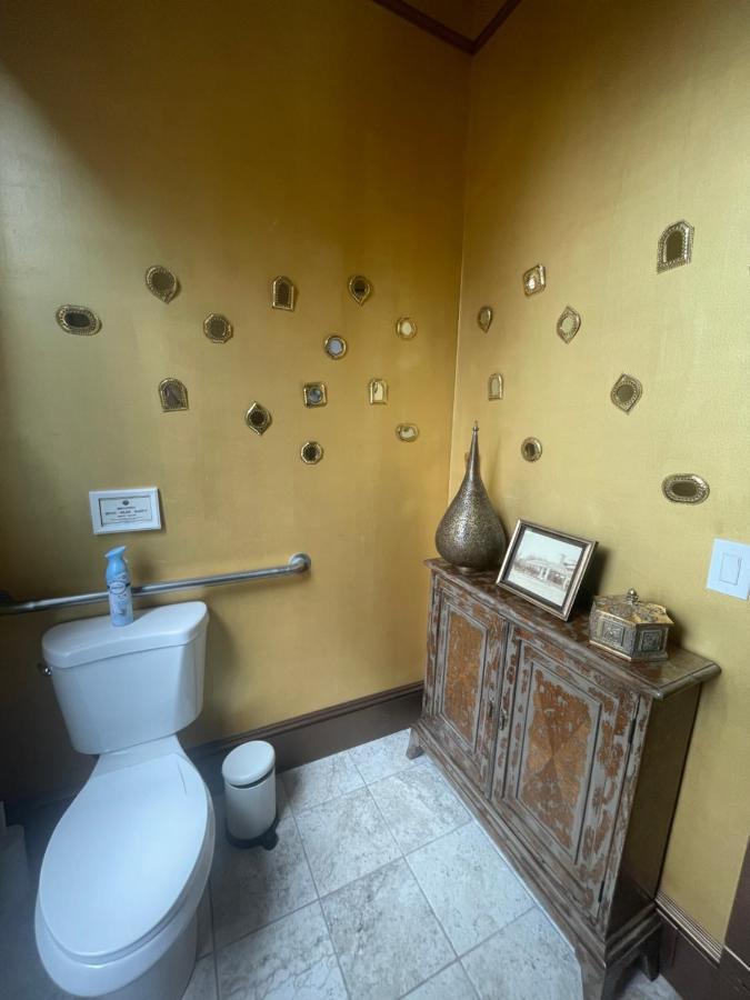 1001 Nights Historic Bed And Breakfast Adults Only セント・オーガスティン エクステリア 写真