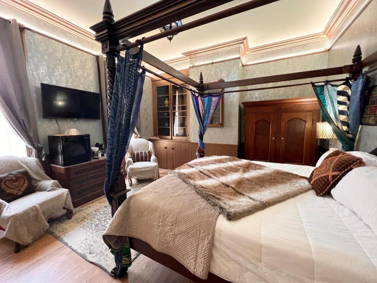 1001 Nights Historic Bed And Breakfast Adults Only セント・オーガスティン エクステリア 写真